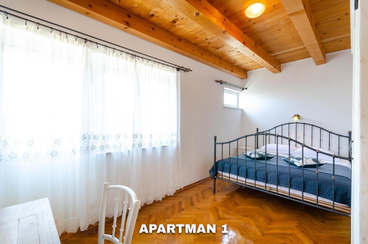 Apartments With Wifi Crikvenica - 17497 Exteriör bild