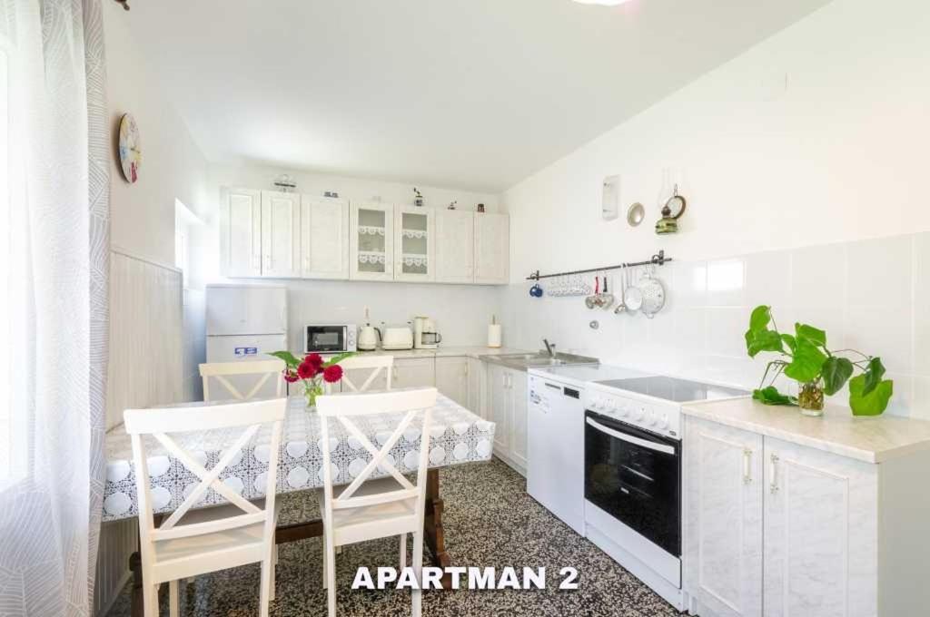 Apartments With Wifi Crikvenica - 17497 Exteriör bild